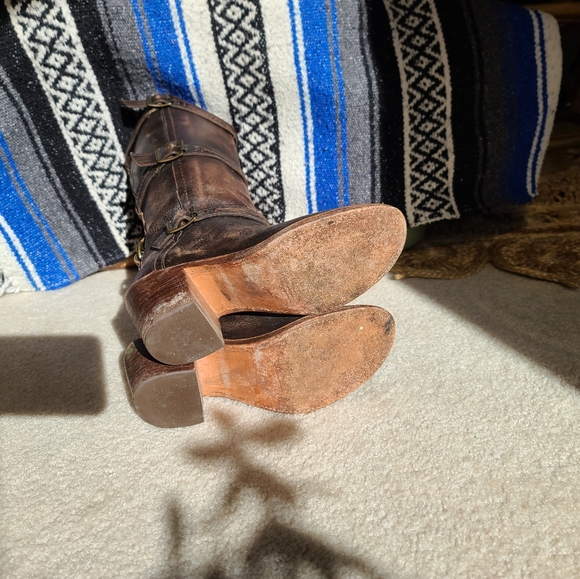 Frye boots - Picture 3 of 8